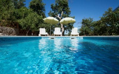 Follow These 4 Swimming Pool Safety Tips